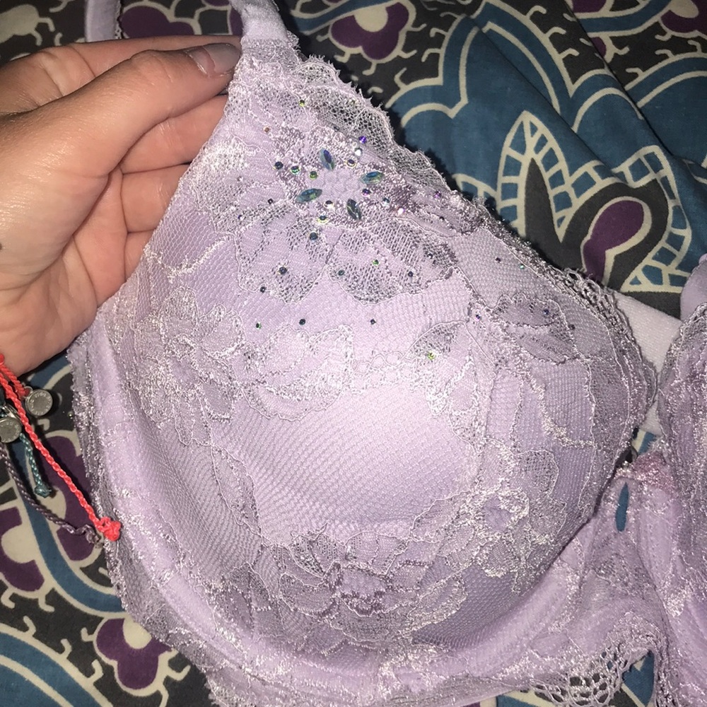 Bra - Picture 2 of 2